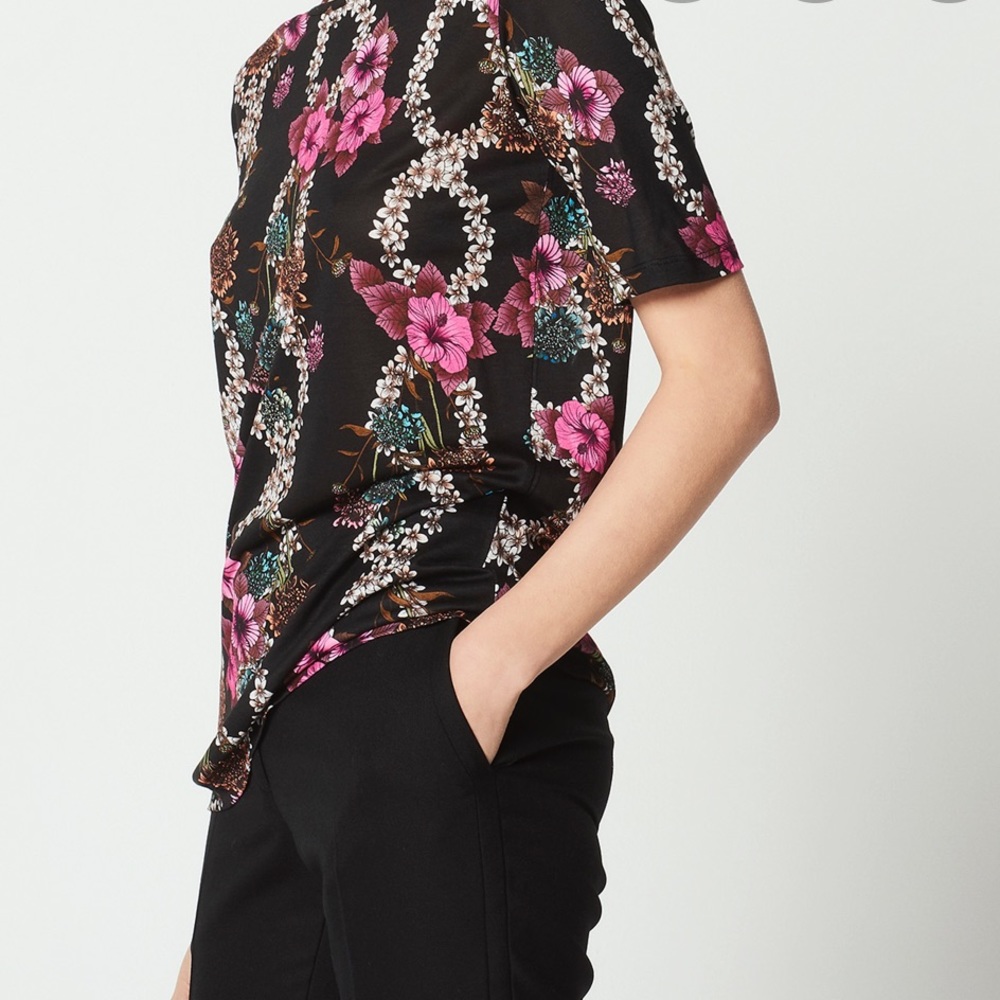Sandro floral top